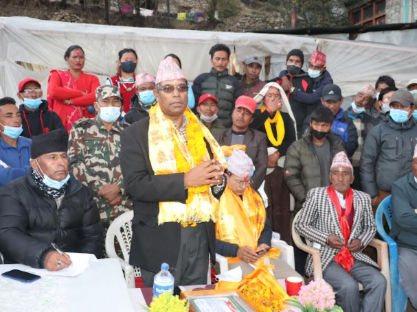 अर्थमन्त्री शर्मा, महामन्त्री खड्का र प्रकाश ज्वालालाई दिए कर्णालीका मुख्यमन्त्री शाहीले धन्यवाद